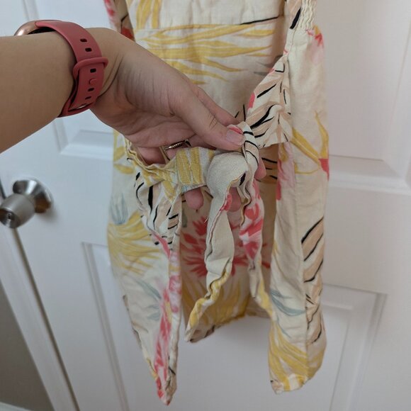 Billabong | Cream Tropical Floral Wrap Dress Size Small - Picture 4 of 9